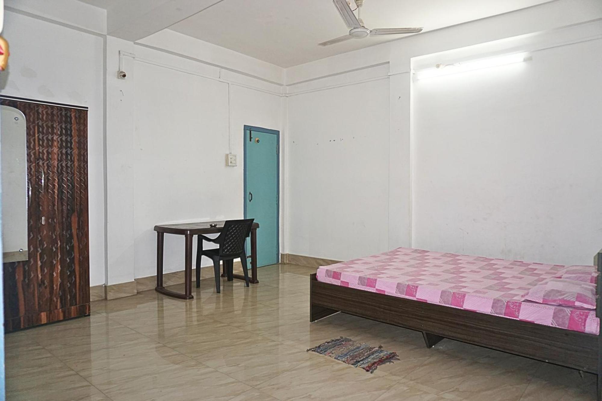 Taj Residency Holiday Homestay -Entire 1Bhk & 2Bhk Private Apartments -Call 767Ooo54Oo Jorhāt Δωμάτιο φωτογραφία
